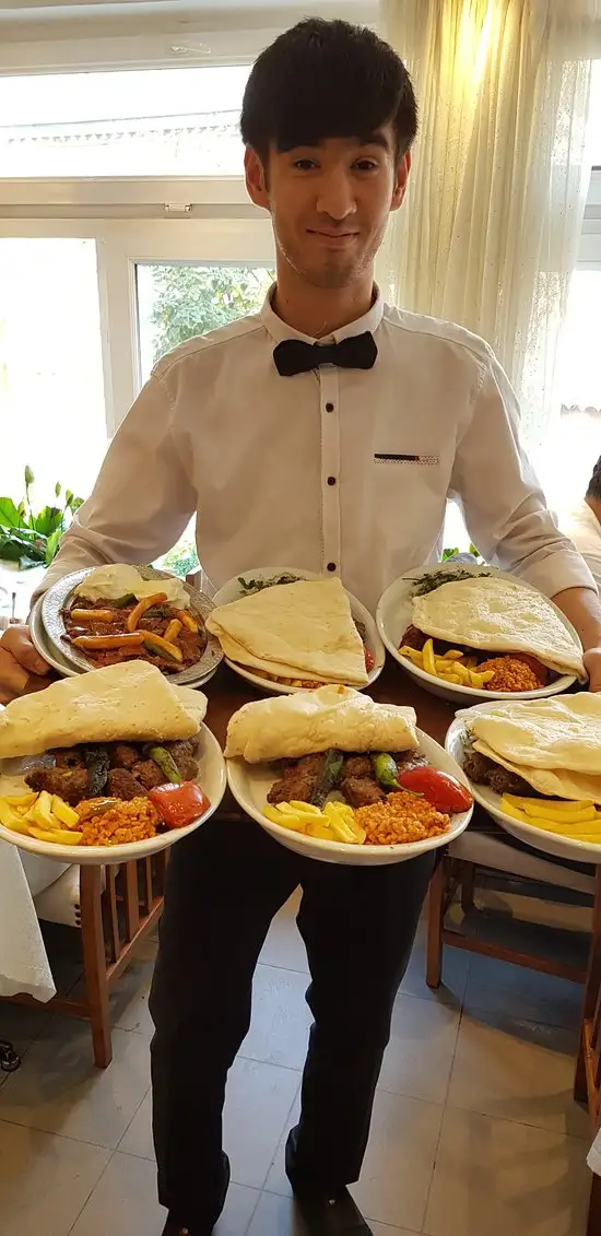 Gaziantepli Çavuşoğlu'nin yemek ve ambiyans fotoğrafları 18