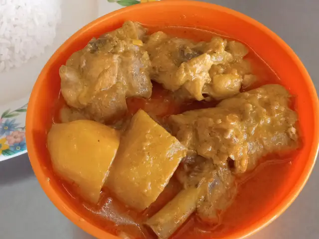 Yakin Curry Rice Stall