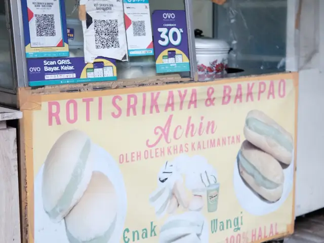 Roti Srikaya & Bakpao Achin