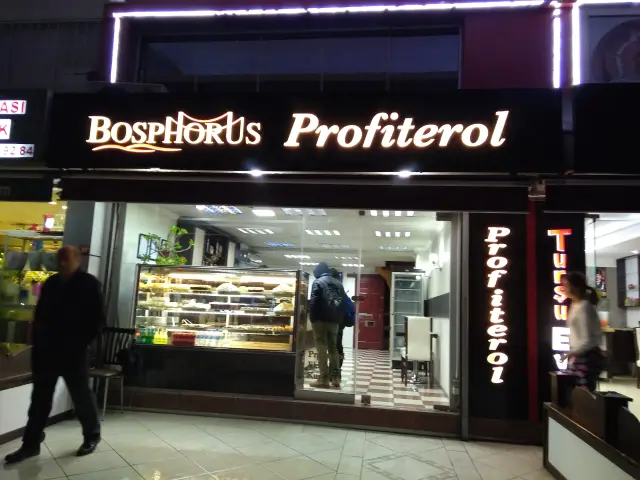Bosphorus Profiterol'nin yemek ve ambiyans fotoğrafları 10