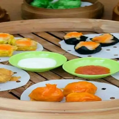 Dimsum Mbledos Kelapa Gading