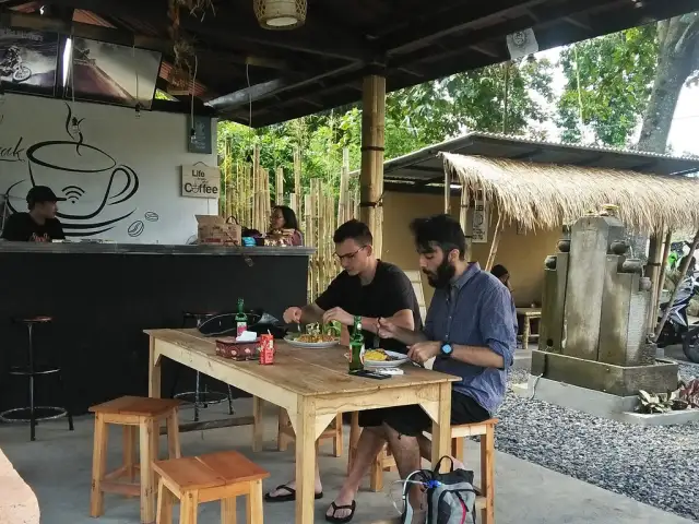 Gambar Makanan Waroeng Volcano Besakih 3