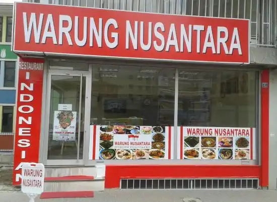 Warung Nusantara Indonesian Restaurant'nin yemek ve ambiyans fotoğrafları 2