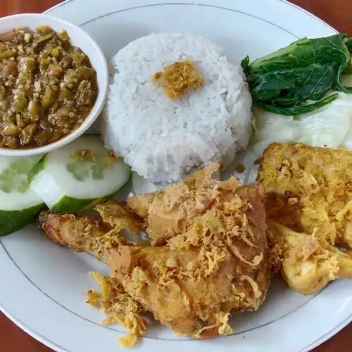 Gambar Makanan Warung Mbak Hani, Ubud 3