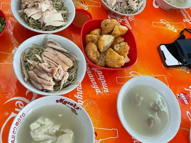 Gambar Makanan Bakmi Ayam Acang 3