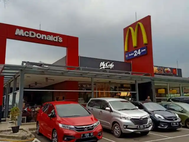 Gambar Makanan McDonald's 12