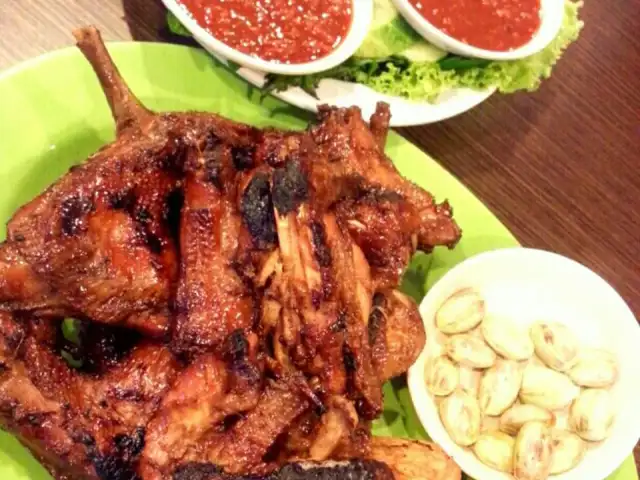 Gambar Makanan Ayam Semar Pandawa 2