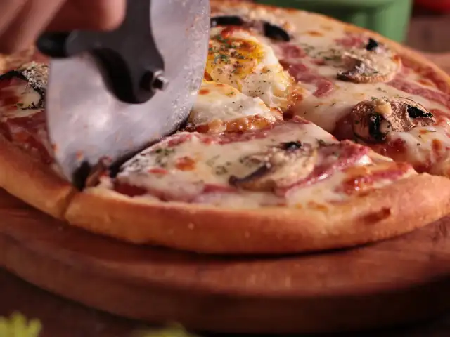 Gambar Makanan Dimyltee Pizza 17