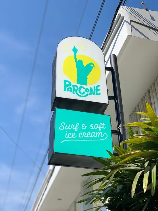 Parcone Canggu - Surf & Soft ice creams