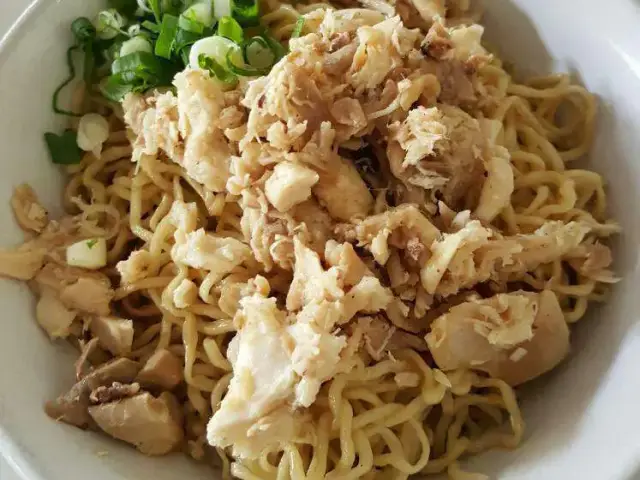 Gambar Makanan Bakmi Ayam Asoei 8