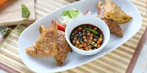 Martabak Vanvora, Yaktapena Raya