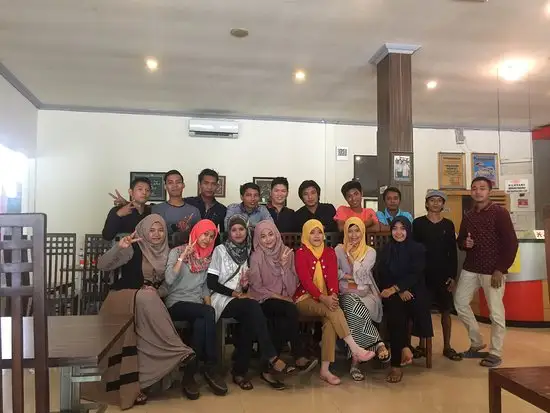 Gambar Makanan Mahkota Cafe n Resto 11