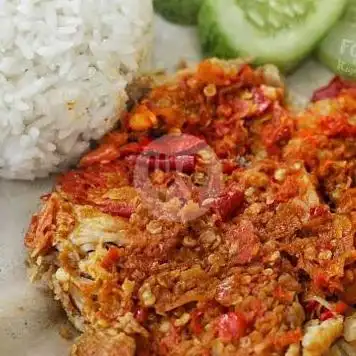 Gambar Makanan Ayam Serundeng Ibu Ratna, Margaasih 15