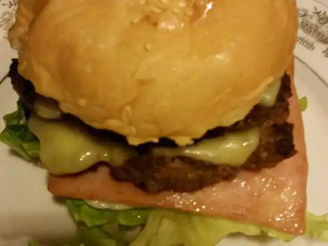 Whitehouse Burger Cafe Food Photo 10