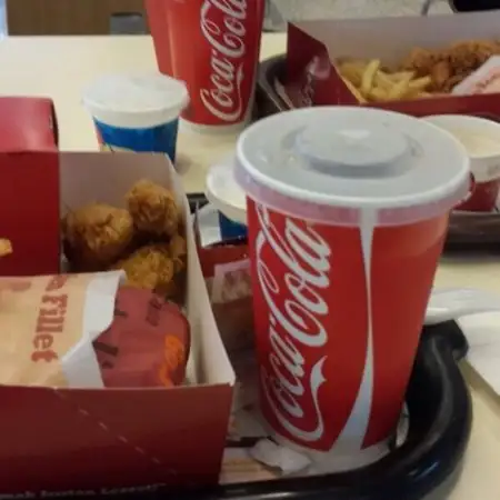 KFC'nin yemek ve ambiyans fotoğrafları 18