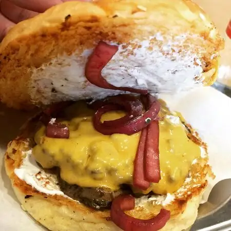 Bucks Properburger'nin yemek ve ambiyans fotoğrafları 7