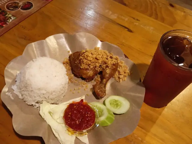 Gambar Makanan Ayam Kremes Galaxy 2