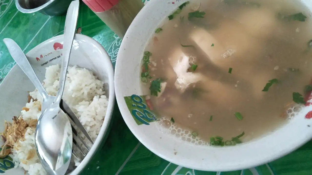 Sop Ayam "Pak Min" Klaten