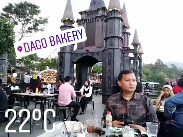 Gambar Makanan Dago Bakery 7