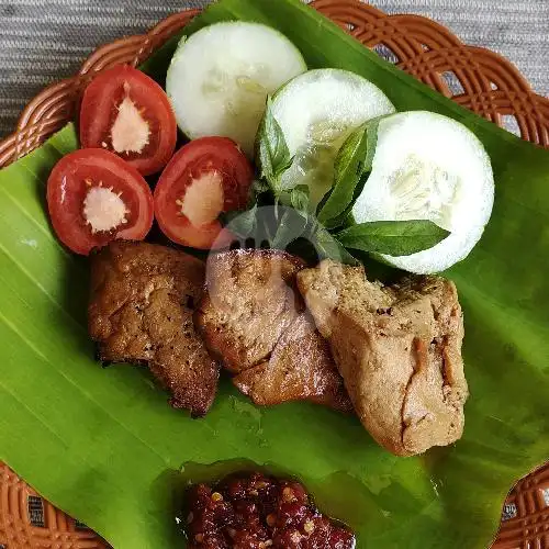 Gambar Makanan Warung Tanu Special Lalapan Baceman, Grand Mutiara Regency D12 Beji Junrejo Batu 5