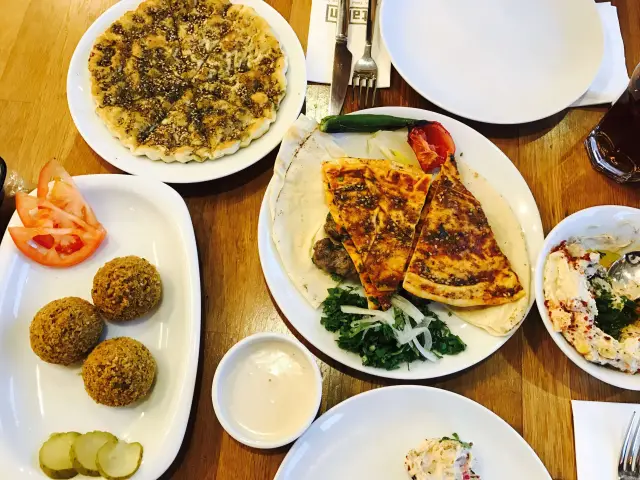 Tahin'nin yemek ve ambiyans fotoğrafları 23