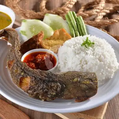 Gambar Makanan Warkop Pecel Lele Shatirra, Jl. Adinegoro No 9 Simpang Lalang 4
