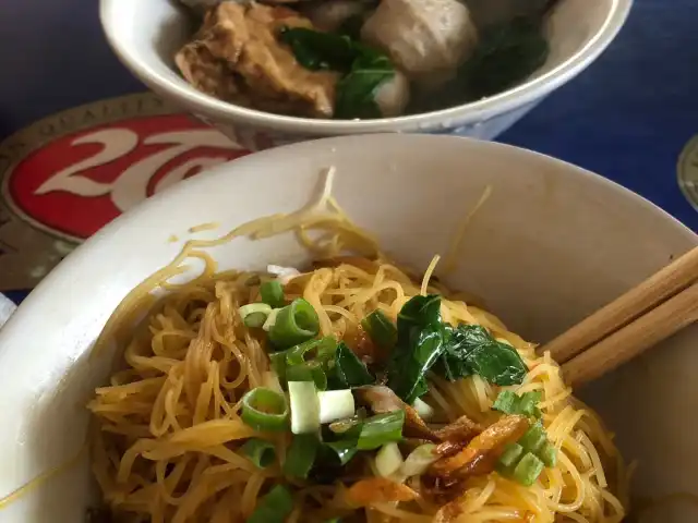 Gambar Makanan Mie Baso Doraemon 1