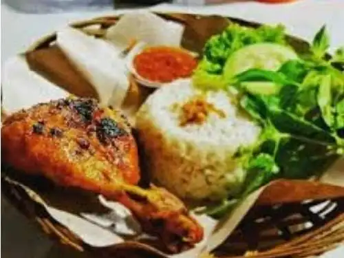 AYAM BAKAR SAMBAL JAWA, Benteng Betawi