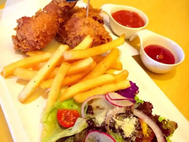 Gambar Makanan BBQ Chicken Premium Cafe 19