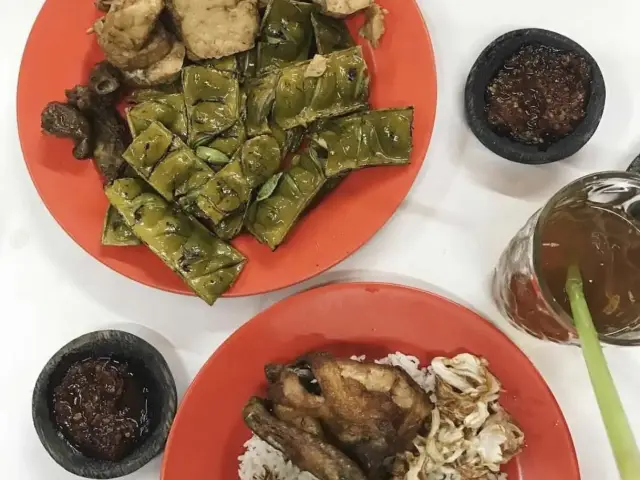 Gambar Makanan Sri Rostika Nasi Uduk 15