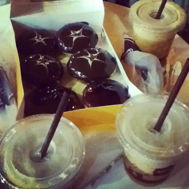 Gambar Makanan Mokko Donut & Coffee 8