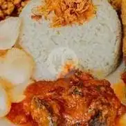 Gambar Makanan Lontong Opor Dan Nasi Uduk Kedai Yofal, Ambarukmo 7