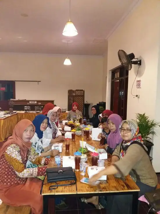 Gambar Makanan Resto Klangenan 3