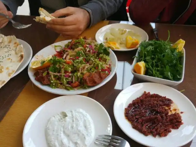 Gaziantep Asma Altı Kebap Lahmacun Salonu'nin yemek ve ambiyans fotoğrafları 7