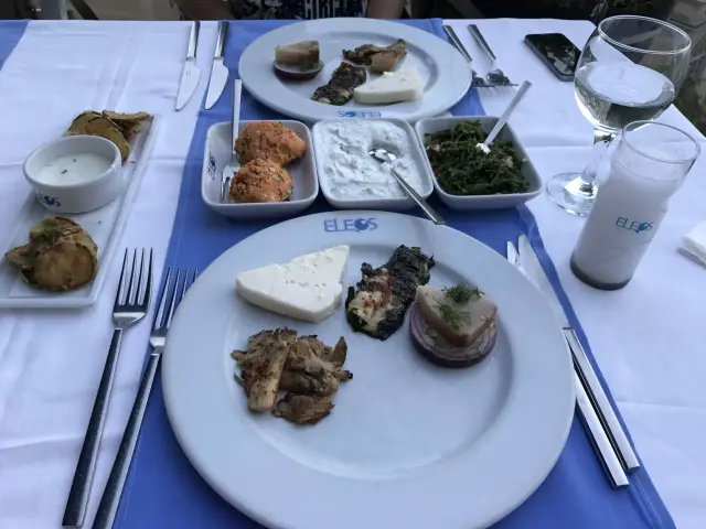 Eleos Restaurant'nin yemek ve ambiyans fotoğrafları 50