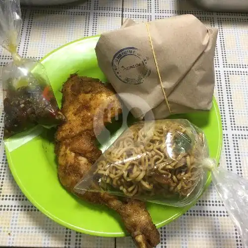 Gambar Makanan Warung Nasi Poetra Bunderan,Depan Bank BJB 7