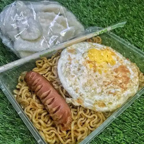 Gambar Makanan indomie pedas Huh Hah, apartemen ganidha 7