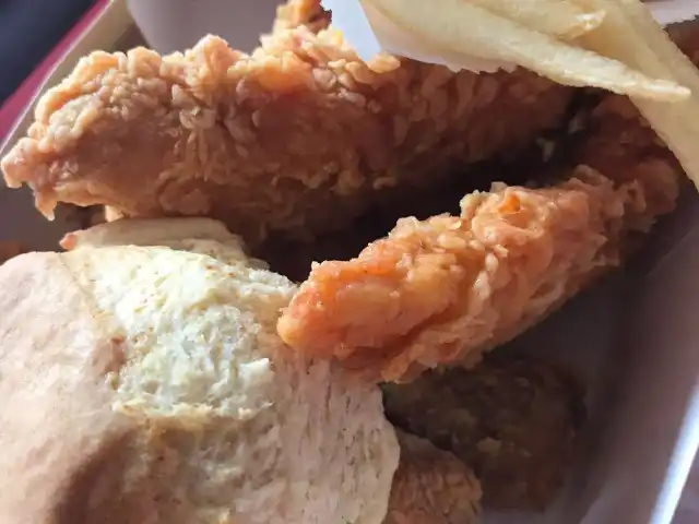 KFC'nin yemek ve ambiyans fotoğrafları 27