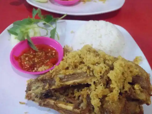 Gambar Makanan Bebek Goreng Petruk 4