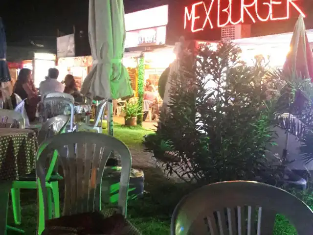 Mex Burger'nin yemek ve ambiyans fotoğrafları 14