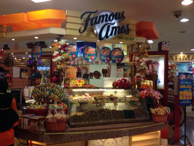 Famous Amos Food Photo 1