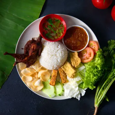 KAK TEH NASI KUKUS