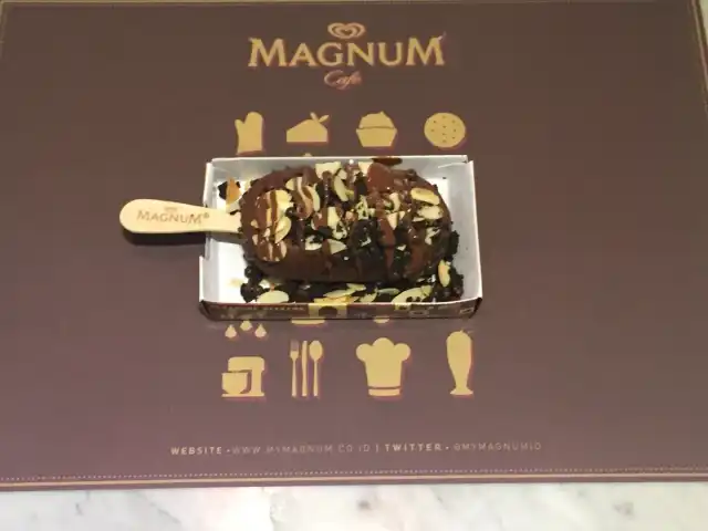 Gambar Makanan Magnum Café 11