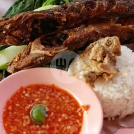 Gambar Makanan Nasi Tempong Ayam Bakar Taliwang Mbak Silvi 12