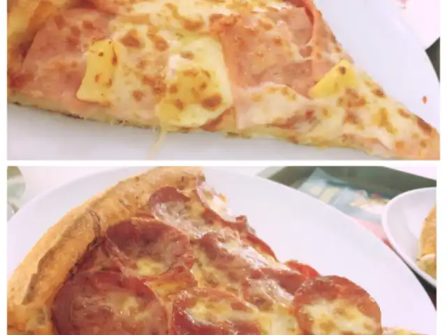 Pezzo Drive-Thru Food Photo 6