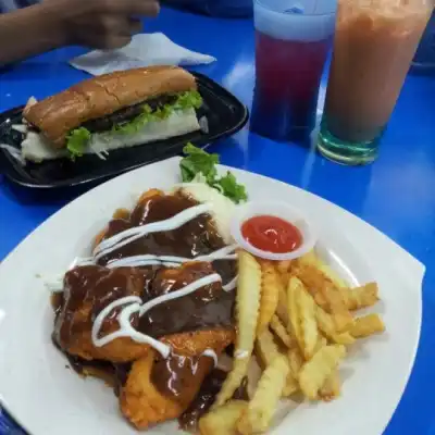 Angah D&C Western & Steam Burger