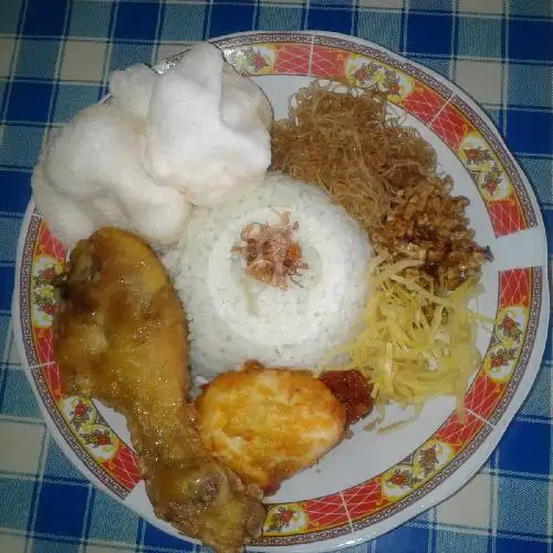 Gambar Makanan Lontong Sayur Sumatra Uda Asdi, Jl. Parangtritis 9