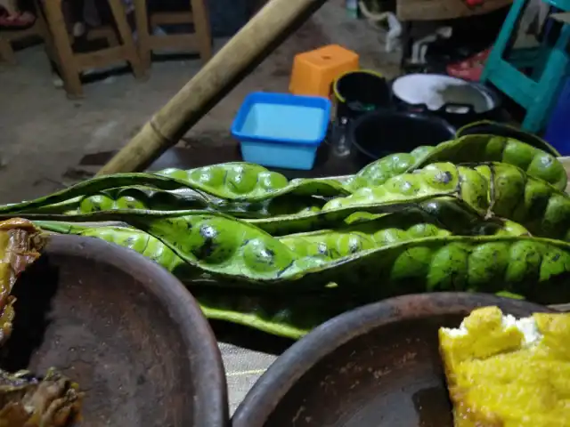 Gambar Makanan Pecak Ayam Ceu Mumun 3