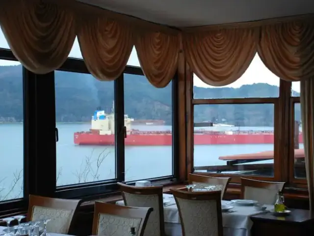 Boğaziçi Yakamoz Balık Restaurant'nin yemek ve ambiyans fotoğrafları 5