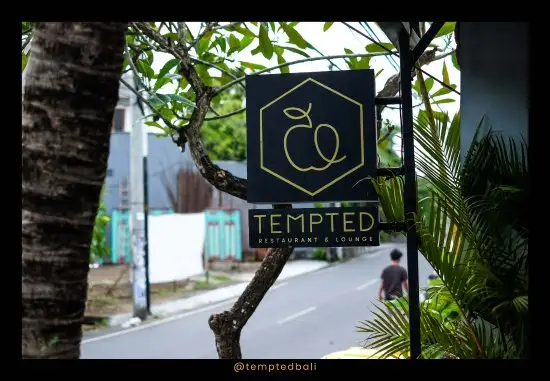 Gambar Makanan TEMPTED Restaurant & Lounge 4